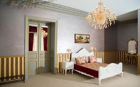 Nf Old City 4*